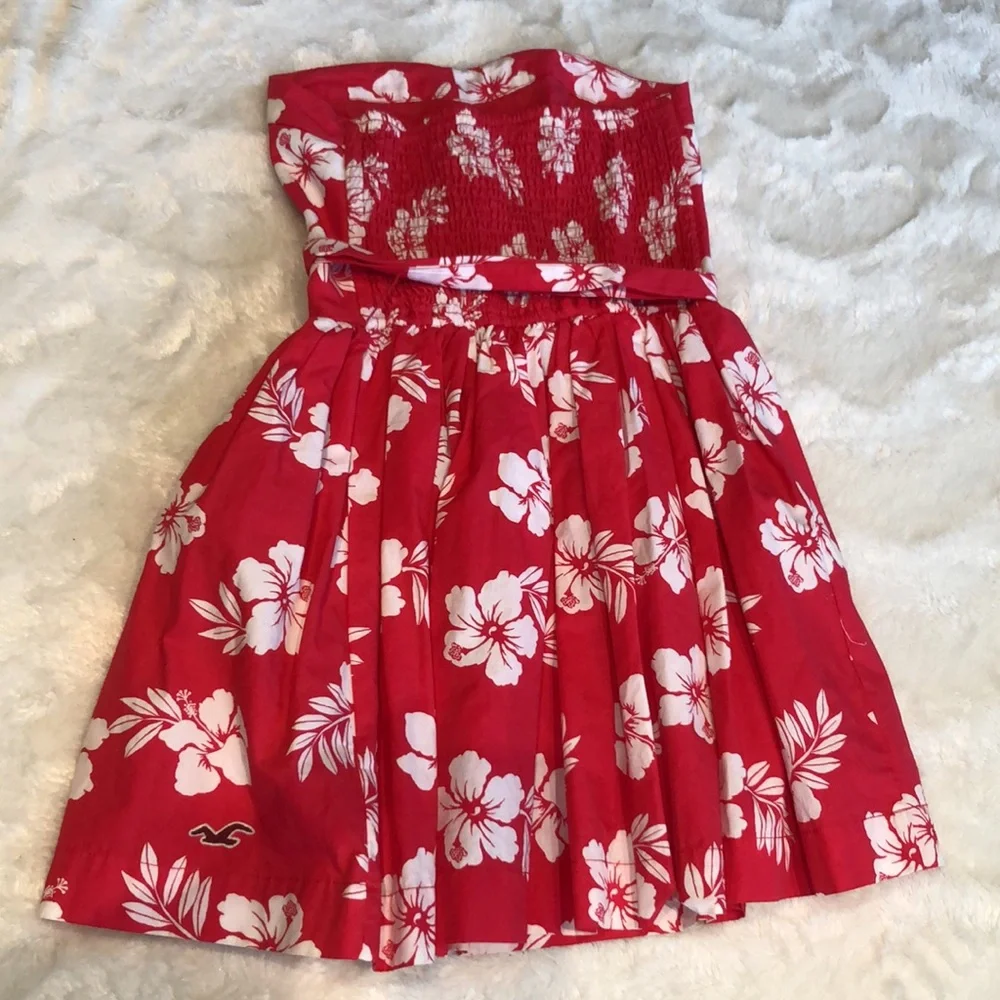 Hollister fit and flare strapless dress - Size S - Picture 3 of 3